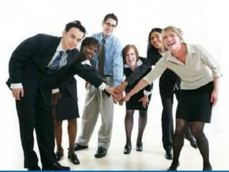 Taller : » El modelo cooperativo como empresa, otra forma de emprender «. Redondela 22/10/13